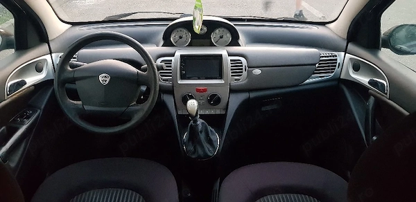 LANCIA Ypsilon 2009