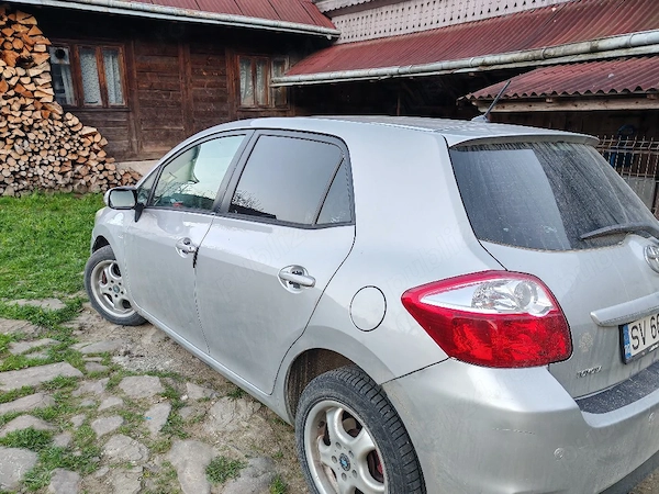 TOYOTA Auris 2011 — imagine 4