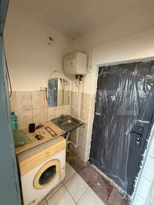 Cameră cămin, 16.12 mp, ideală pentru locuit sau investiție – zona Bularga — fotografia 3