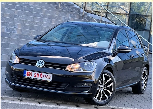 VOLKSWAGEN Golf 2015