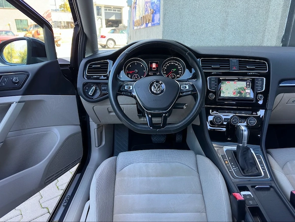 VOLKSWAGEN Golf 2015 — imagine 9