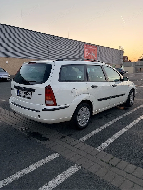 FORD Focus 2006 — imagine 3