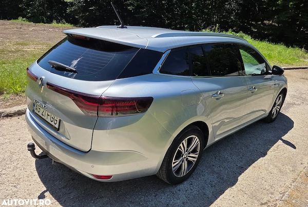 RENAULT Megane 2023 — imagine 4
