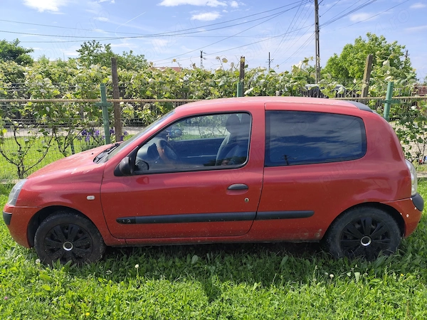 RENAULT Clio 2005 — imagine 4