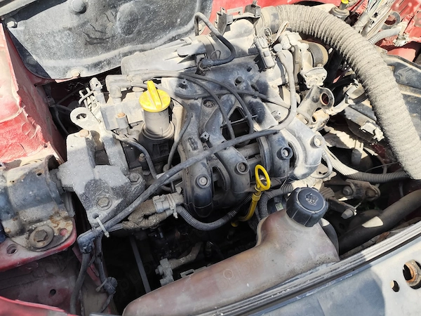 RENAULT Clio 2005 — imagine 8