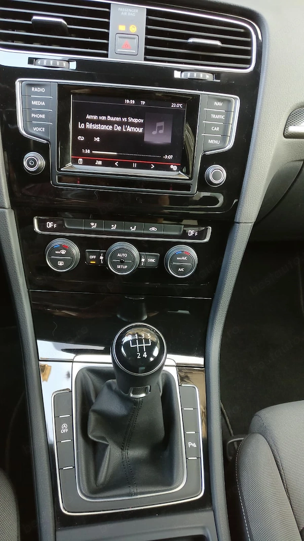 VOLKSWAGEN Golf 2013 — imagine 5