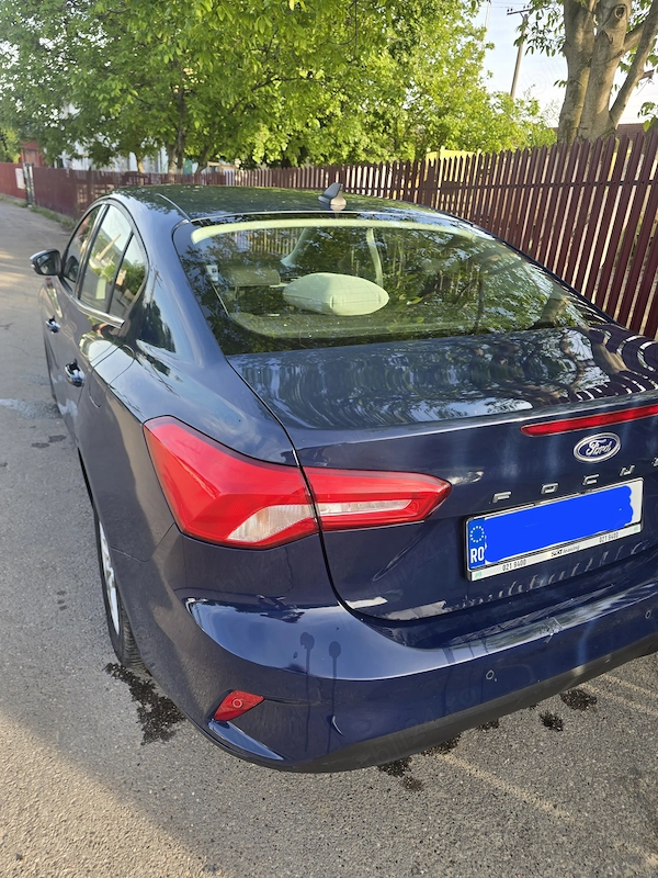 FORD Focus 2020 — imagine 3