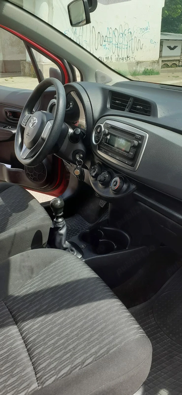 TOYOTA Yaris 2012 — imagine 8