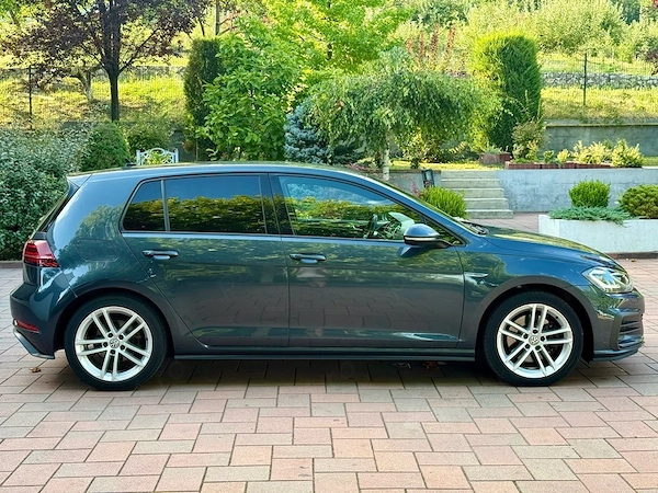 VOLKSWAGEN Golf 2018
