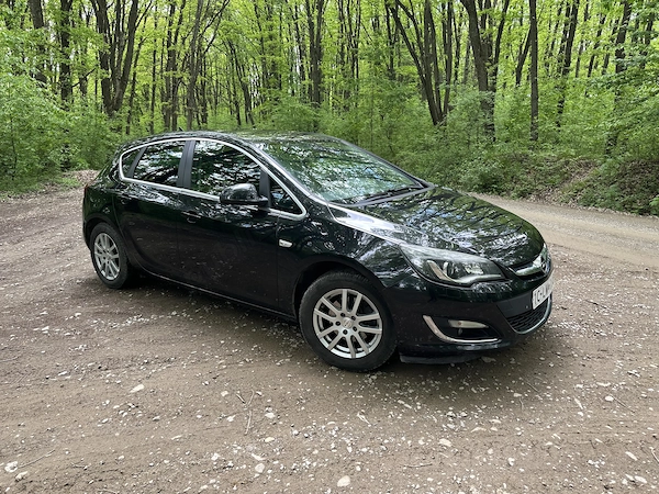 OPEL Astra 2012 — imagine 3