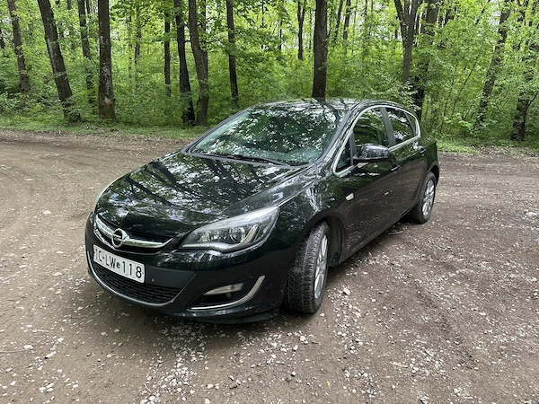 OPEL Astra 2012 — imagine 2