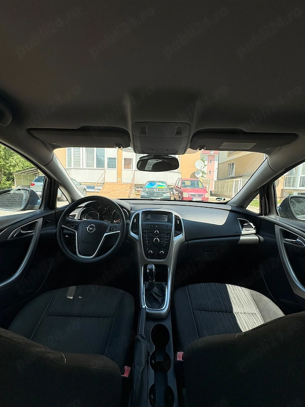 OPEL Astra 2011 — imagine 3