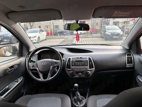 HYUNDAI i20 2014 — imagine 5