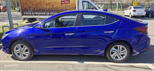 HYUNDAI Elantra 2019 — imagine 2