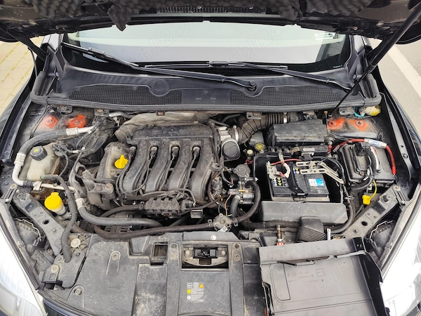 RENAULT Megane 2011 — imagine 9