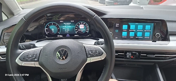 VOLKSWAGEN Golf 2021 — imagine 6