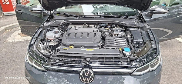 VOLKSWAGEN Golf 2021 — imagine 7