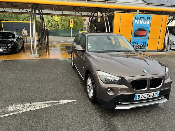 BMW X Series (Generic) 2011 — imagine 2