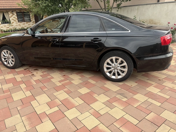 AUDI A6 2012