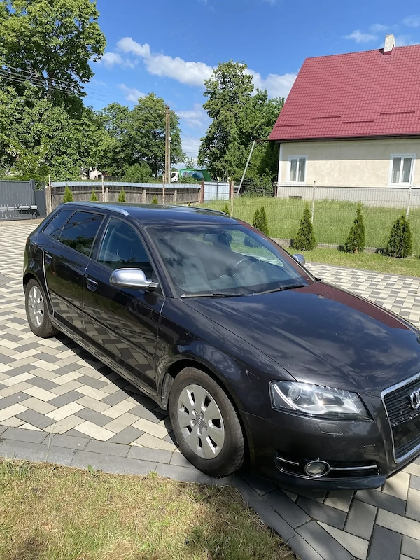 AUDI A3 2010 — imagine 4