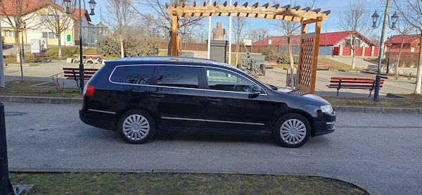 VOLKSWAGEN Passat 2010