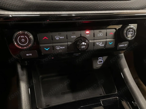 JEEP Compass 2022 — imagine 20