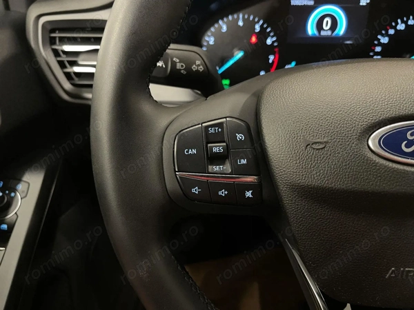 FORD Focus 2022 — imagine 20