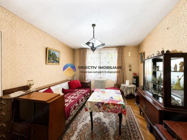 Apartament 2 camere centru ,etaj 3 - Piatra Neamt — fotografia 1