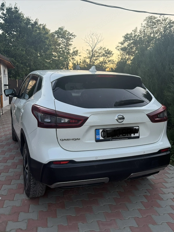 NISSAN Qashqai 2021 — imagine 4