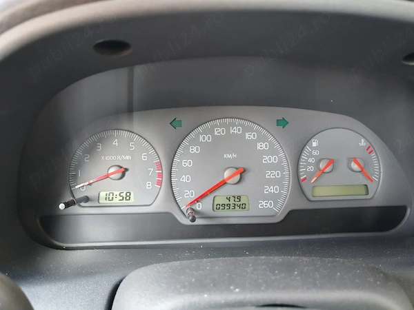 VOLVO S40 2000