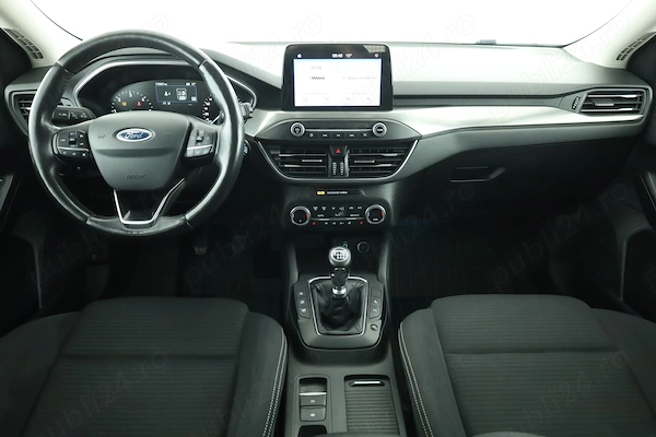 FORD Focus 2018 — imagine 5