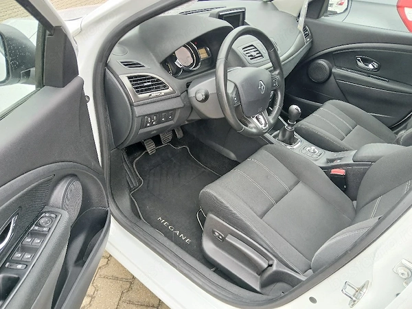 RENAULT Megane 2014 — imagine 9