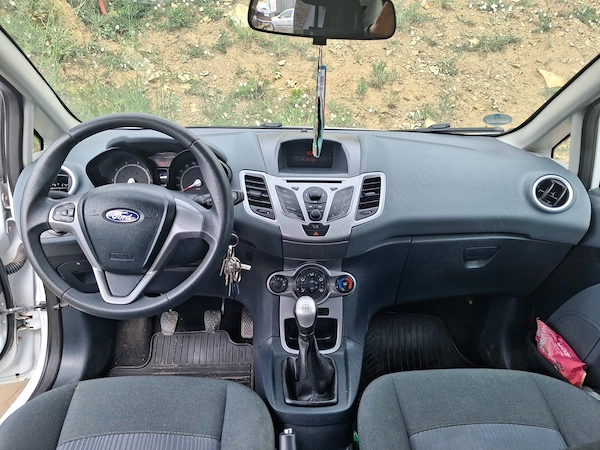FORD Fiesta 2011 — imagine 4