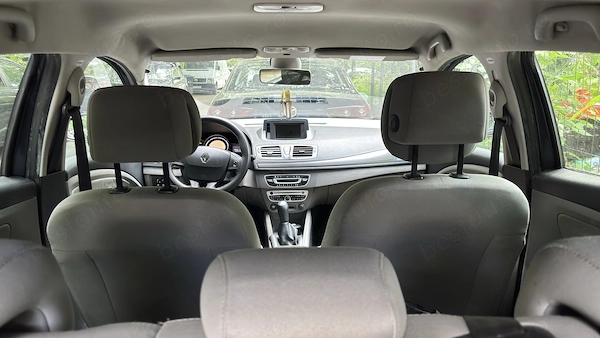 RENAULT Megane 2010 — imagine 8