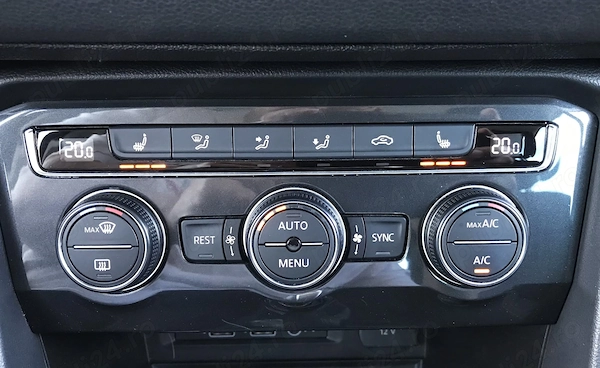 VOLKSWAGEN Tiguan 2018 — imagine 16