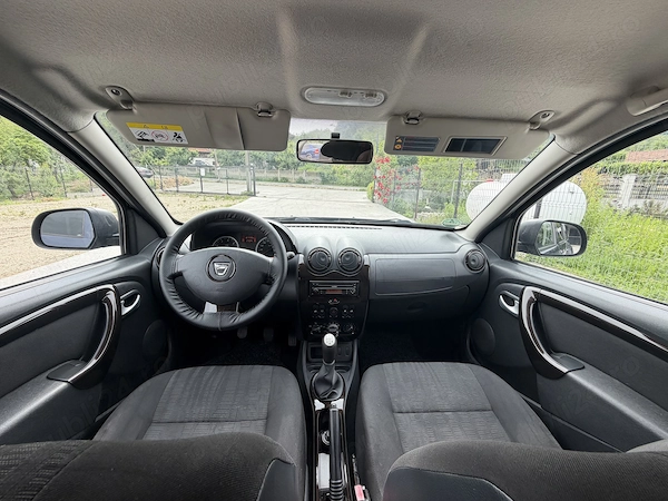 DACIA Duster 2011 — imagine 4