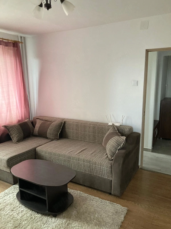 Inchiriez apartament 2 camere, Gheorgheni, zona piața Hermes — fotografia 3