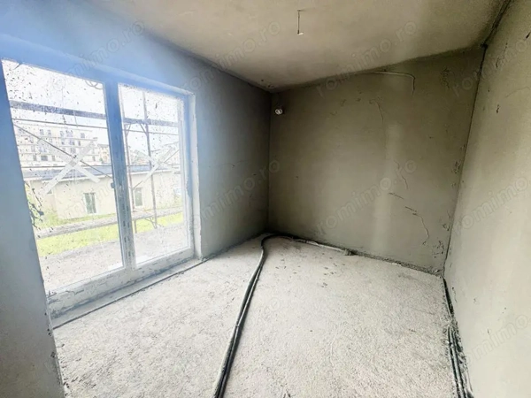 Apartament 2 camere, Giroc zona Esso, lift, AC, etaj 1 — fotografia 1