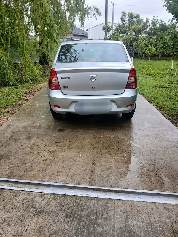 DACIA Logan 2011 — imagine 2