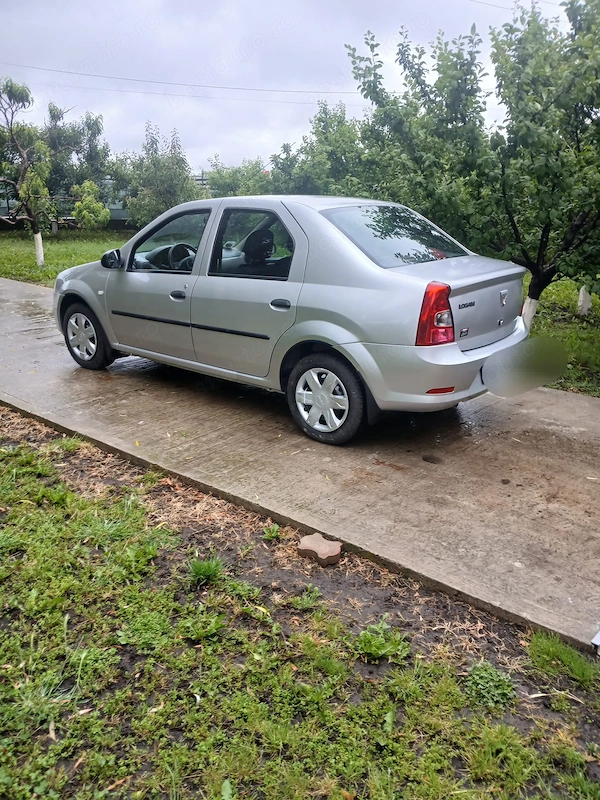 DACIA Logan 2011