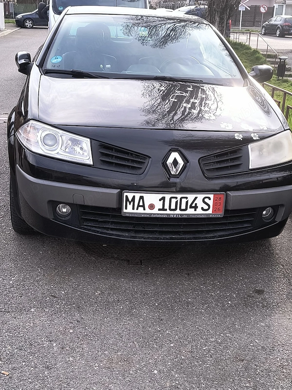 RENAULT Megane