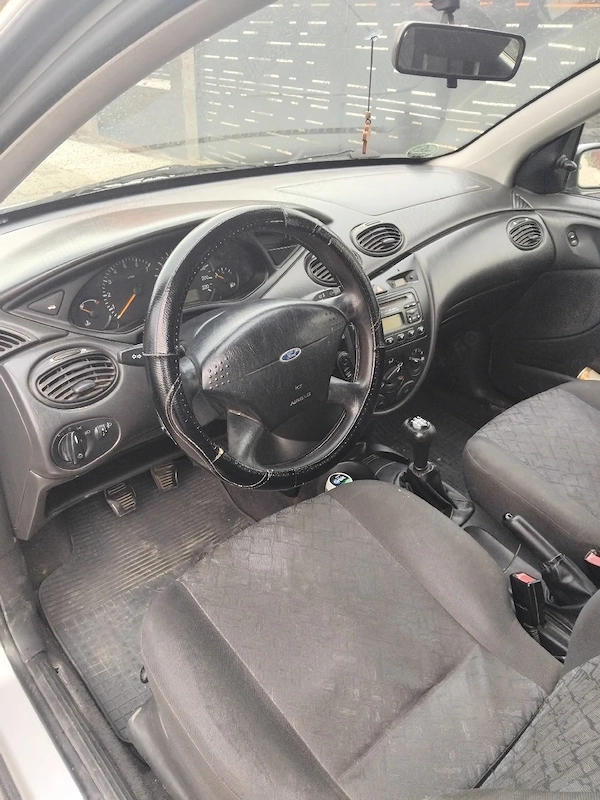 FORD Fiesta 2001
