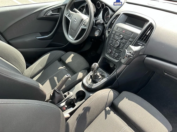 OPEL Astra 2012 — imagine 4