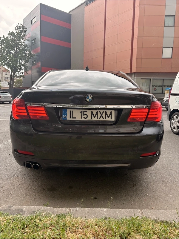 BMW 7 Series 2010 — imagine 3