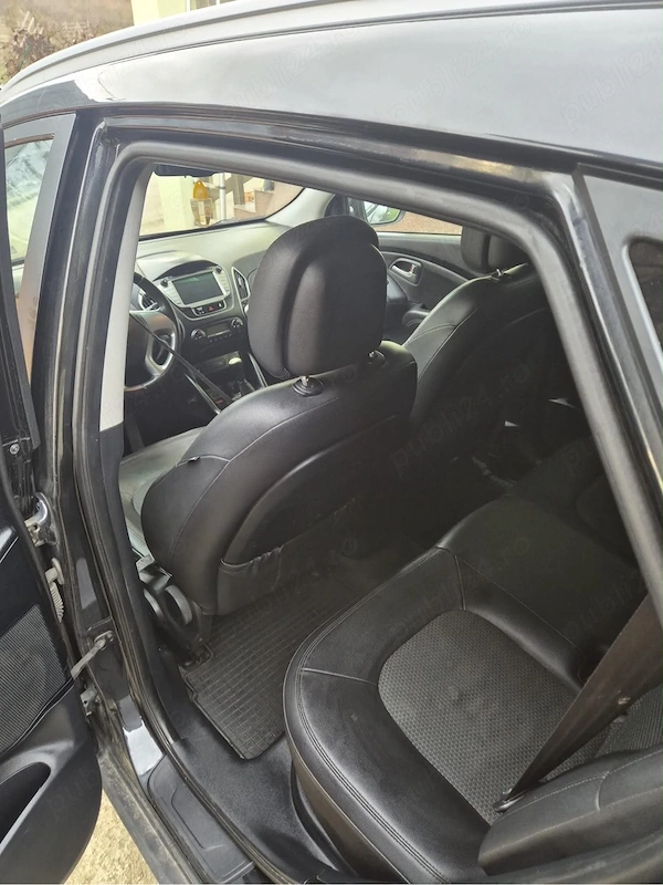 HYUNDAI ix35 2010 — imagine 3