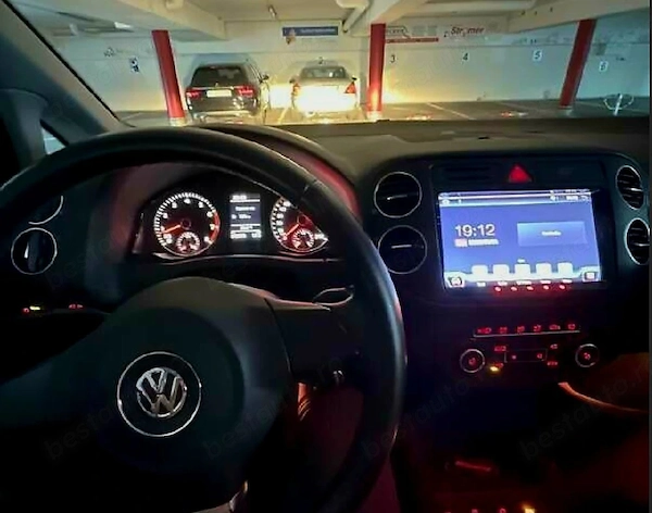 VOLKSWAGEN Golf 2011 — imagine 2