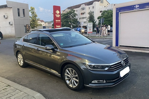 VOLKSWAGEN Passat 2016