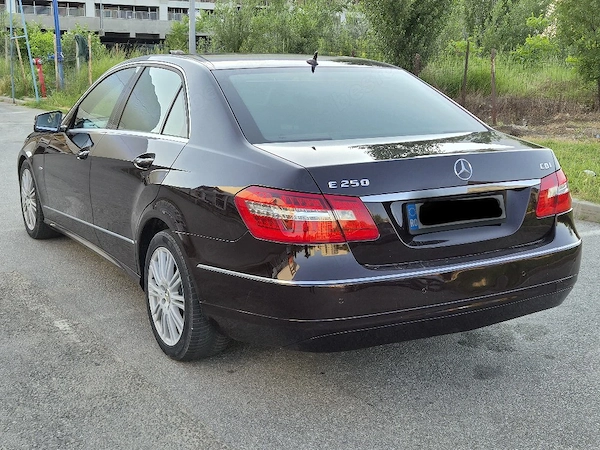 MERCEDES-BENZ E-Class 2010 — imagine 4