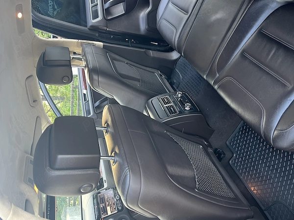 VOLKSWAGEN Touareg 2012 — imagine 7
