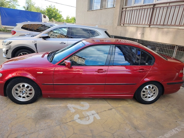 BMW 3 Series 2002 — imagine 3